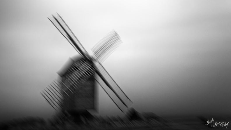 Le moulin - flou3.jpg flou3.jpg